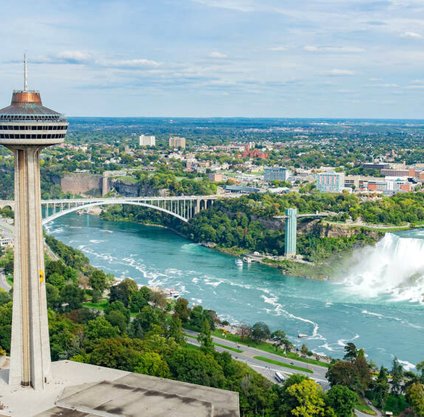 NIAGARA FALLS LIMOUSINE1