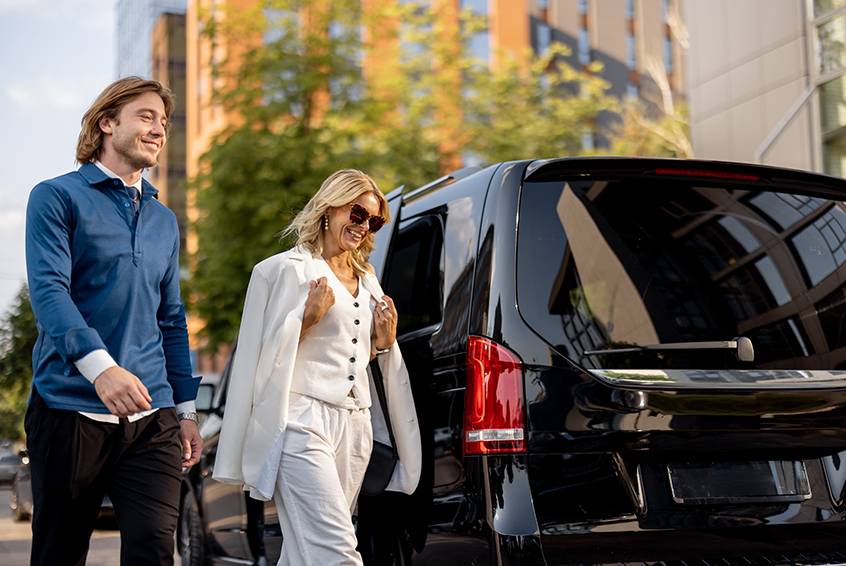 Airport Limousine Services in Toronto