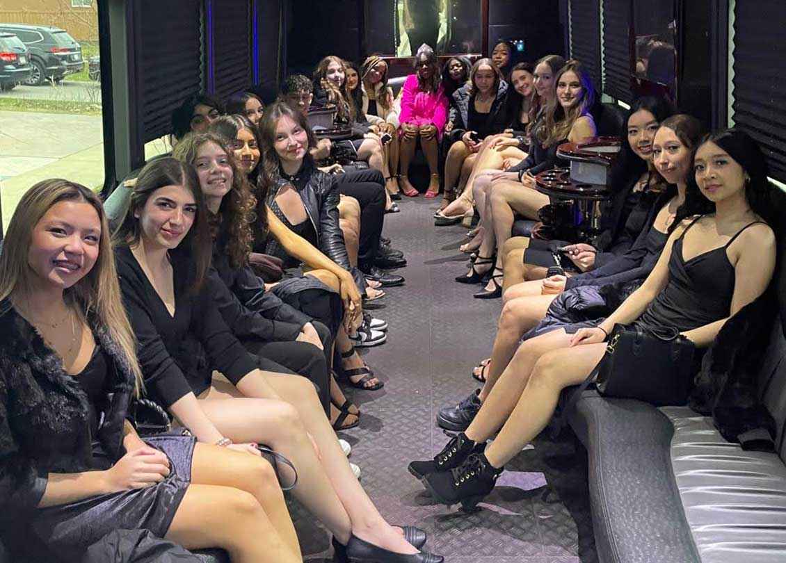 Personalize Your Toronto Party Bus